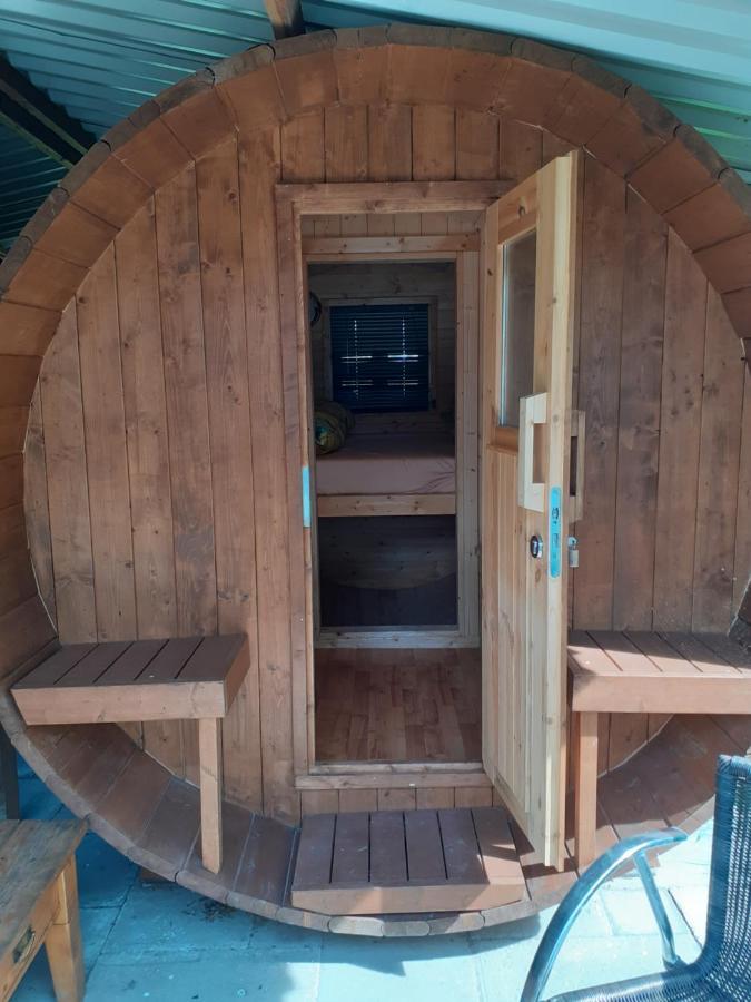 Wijndomein De Vier Ambachten -Overnachten In De Wijngaard Simonshaven Ngoại thất bức ảnh